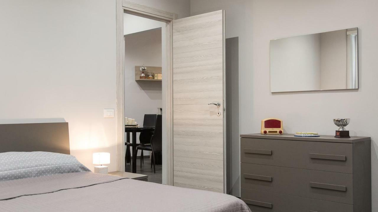 Rental In Rome Archimede Luaran gambar