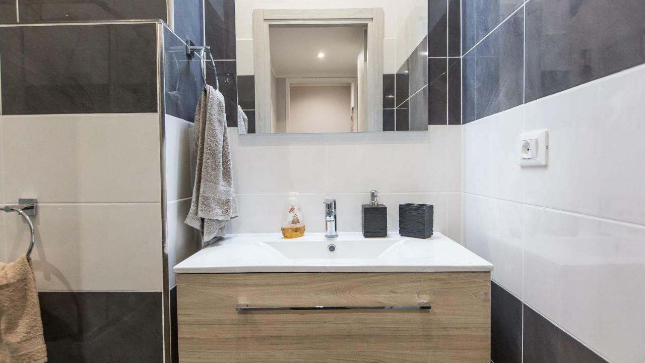 Rental In Rome Archimede Luaran gambar